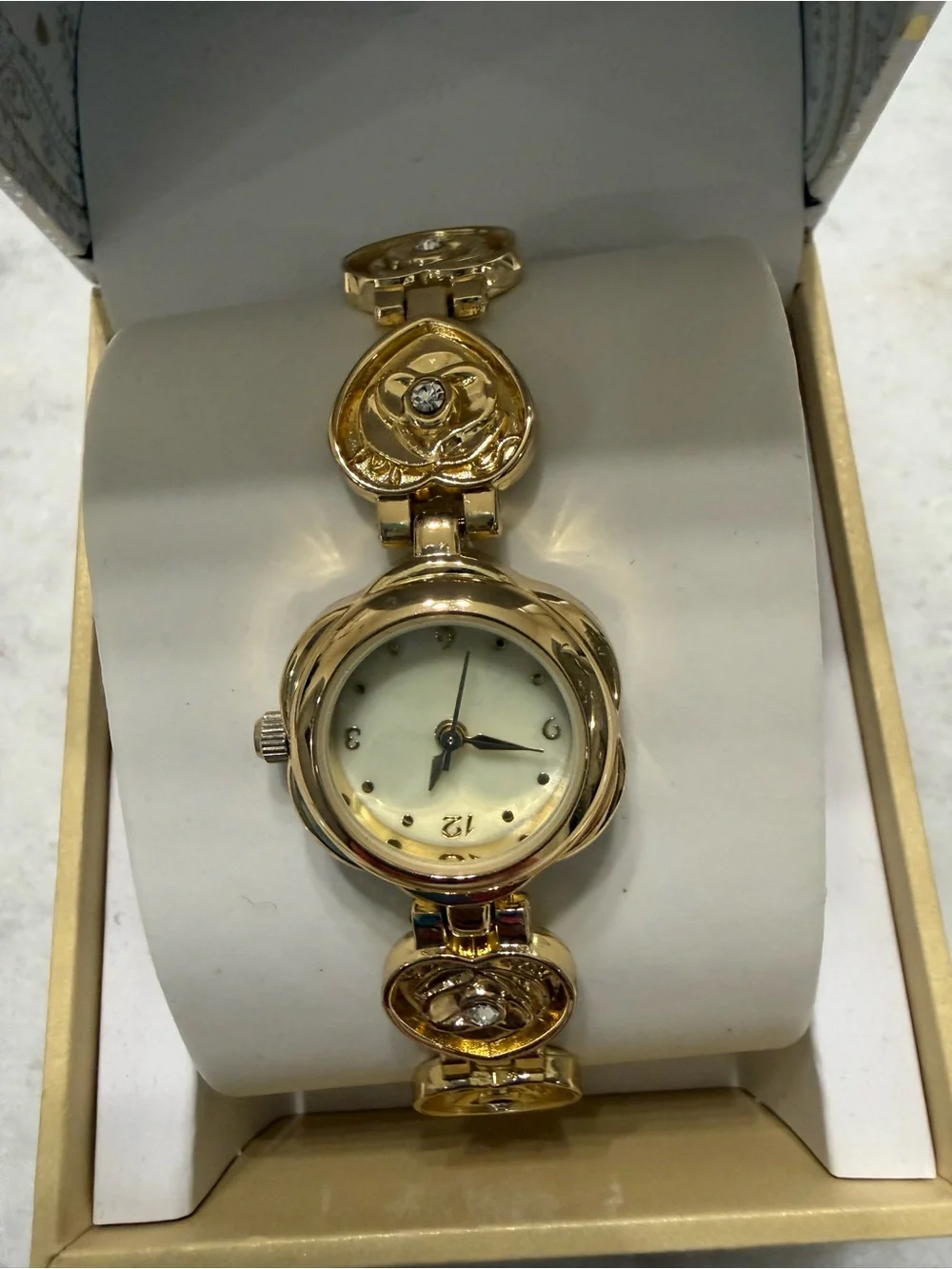 Gold-Tone Women’s Heart Link Bracelet Watch